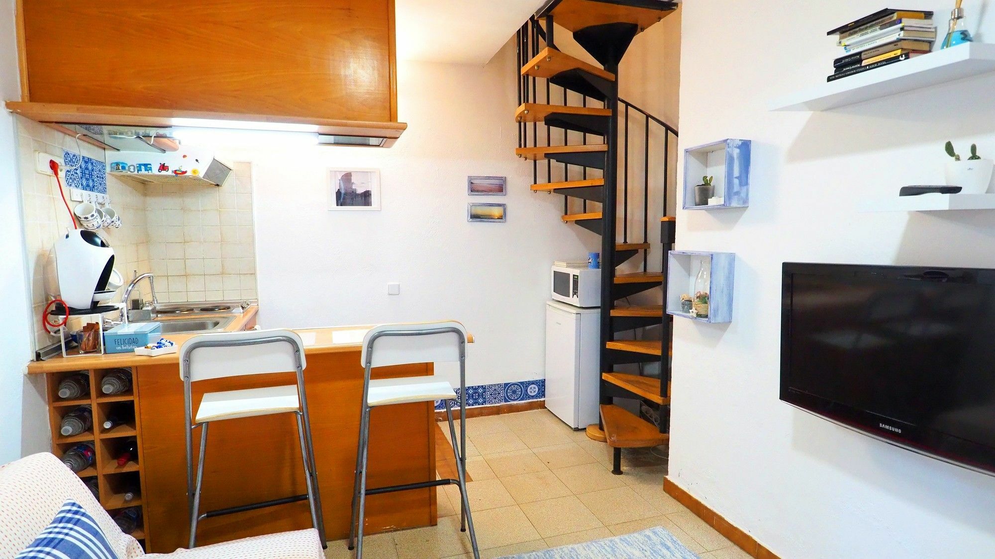 Calafat Apartment By Hello Apartments Сиджес Экстерьер фото