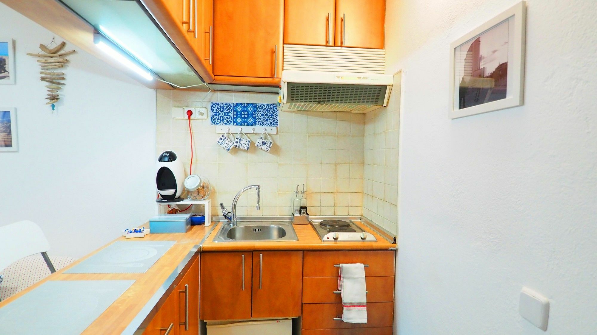 Calafat Apartment By Hello Apartments Сиджес Экстерьер фото